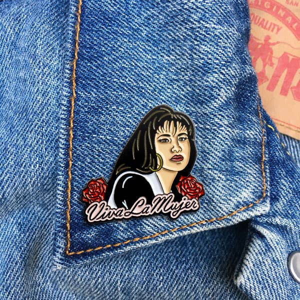 Selena Viva La Mujer Pin