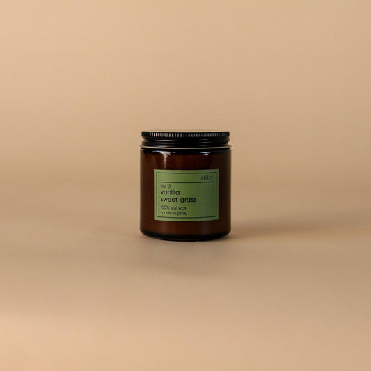 No. 13 - Vanilla Sweet Grass Candle: 3.5 oz
