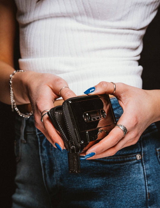 70259: Retro Cassette Mixtape Wallet | Black Chrome
