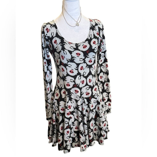 Betsey Johnson Y2Y era Marilyn Wink Skater Dress Size M