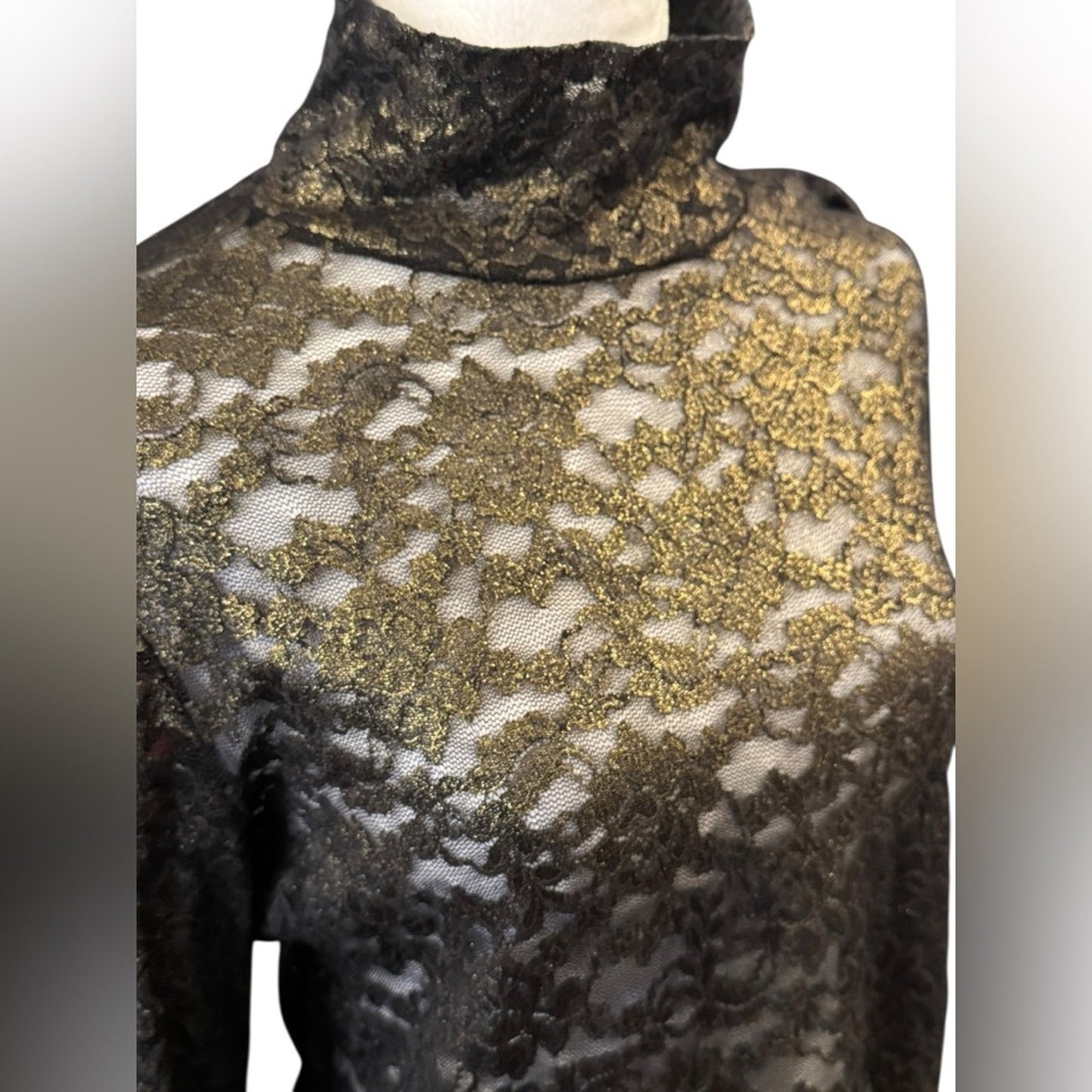 Moda international Vintage 90s mesh lace top size L