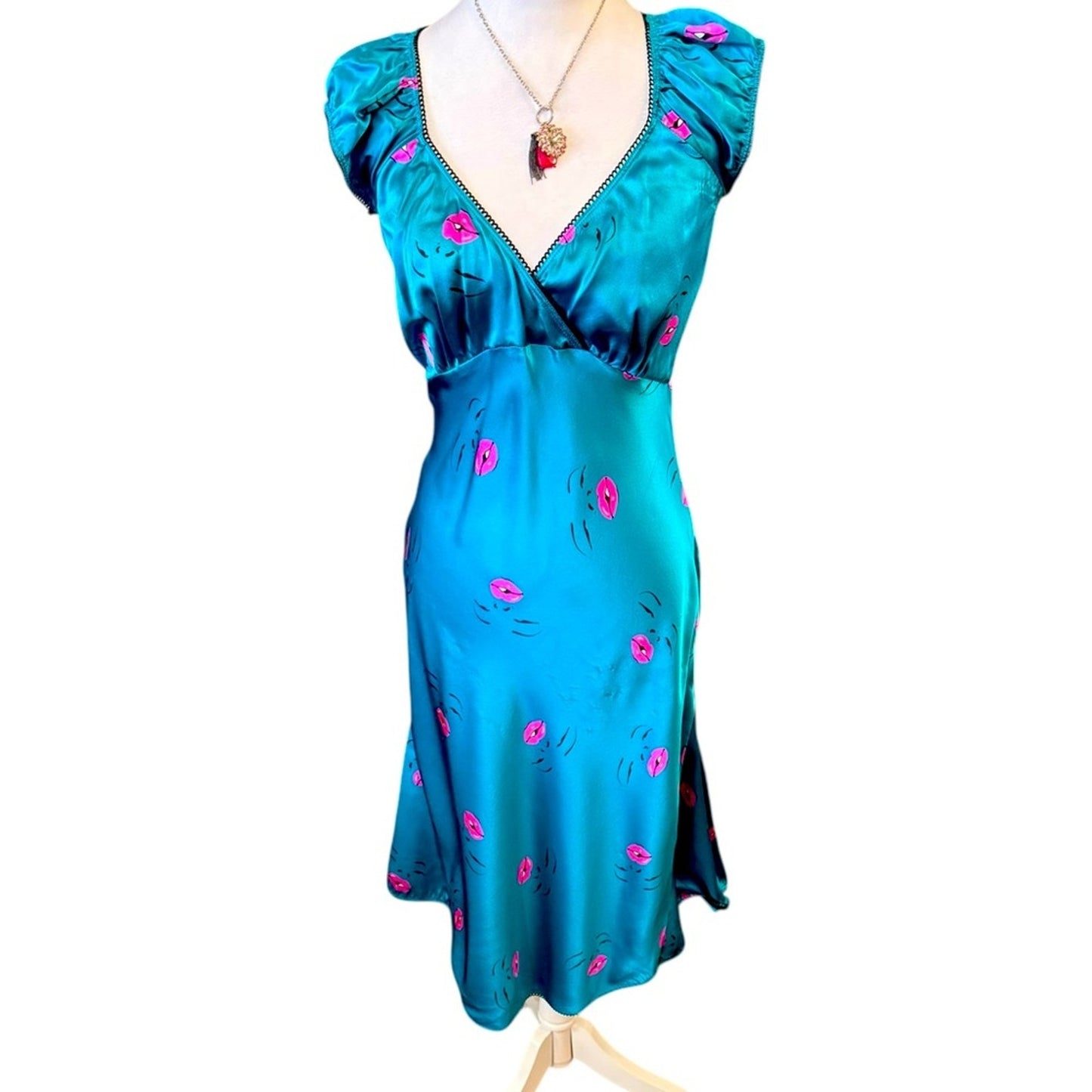 Betsey Johnson Unique Ultra Rare Marylin Wink Silk Dress READ DESc Small Flaw Size 10