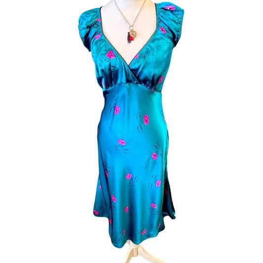 Betsey Johnson Unique Ultra Rare Marylin Wink Silk Dress READ DESc Small Flaw Size 10