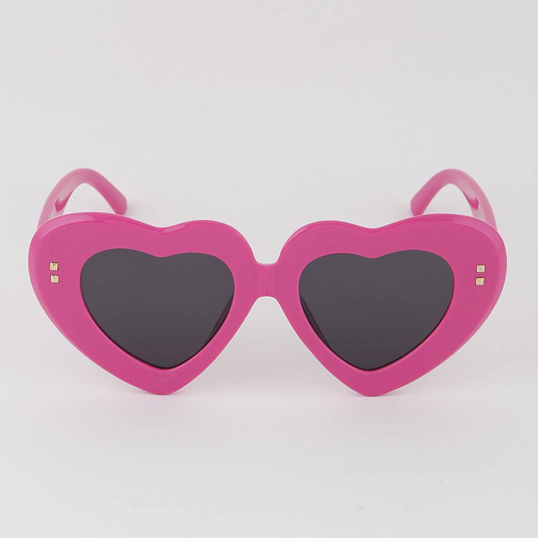 Bolted Heart Frame Sunglasses: Multicolor