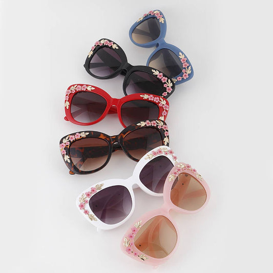 Lovely Flower Lined Cateye Sunglasses HS3011IR